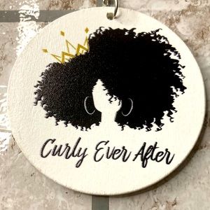 Painted wood earrings white gold black